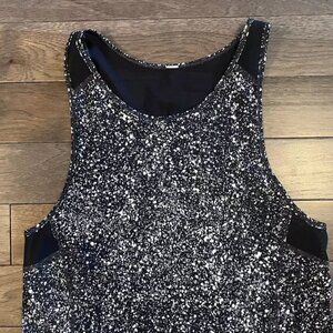 Women's LULULEMON Black White Activewear Tank Top Size 2-4